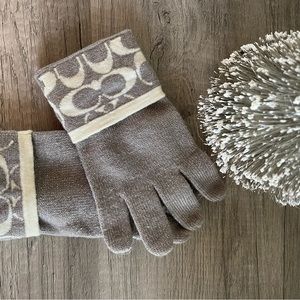 Coach sparkly gloves